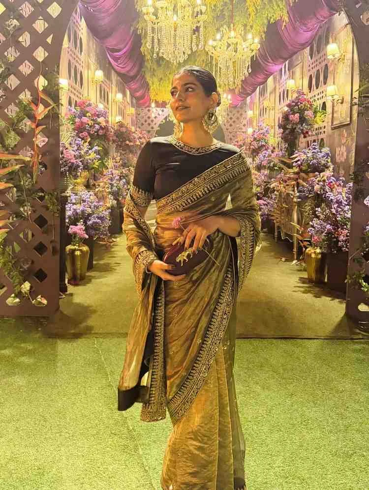 Kc 2092 Soft Twill Beautiful Sequence Embroidery Worked Designer Saree Collection