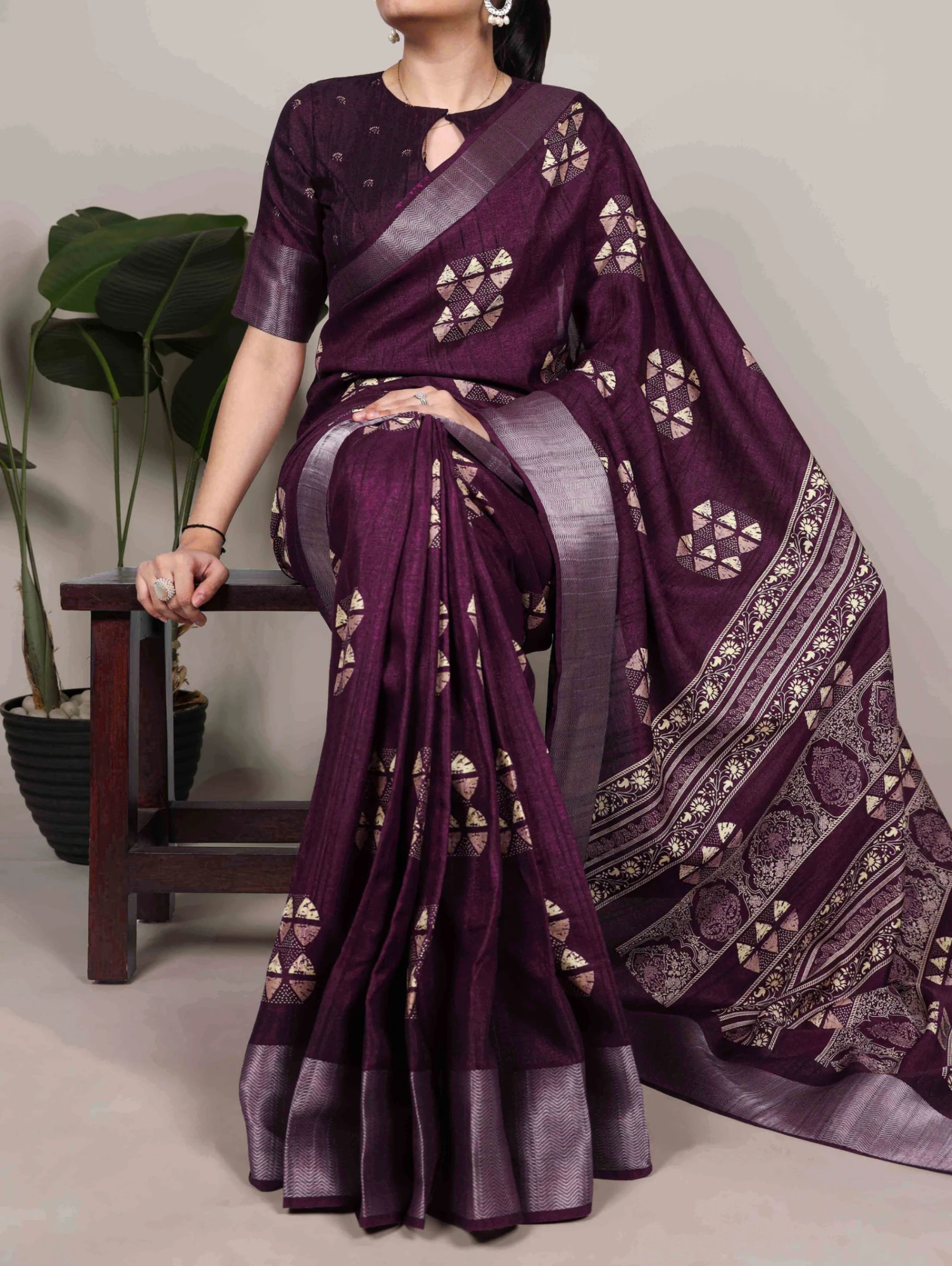 Taraa L 7212 Slub Silk Printed Saree Collection