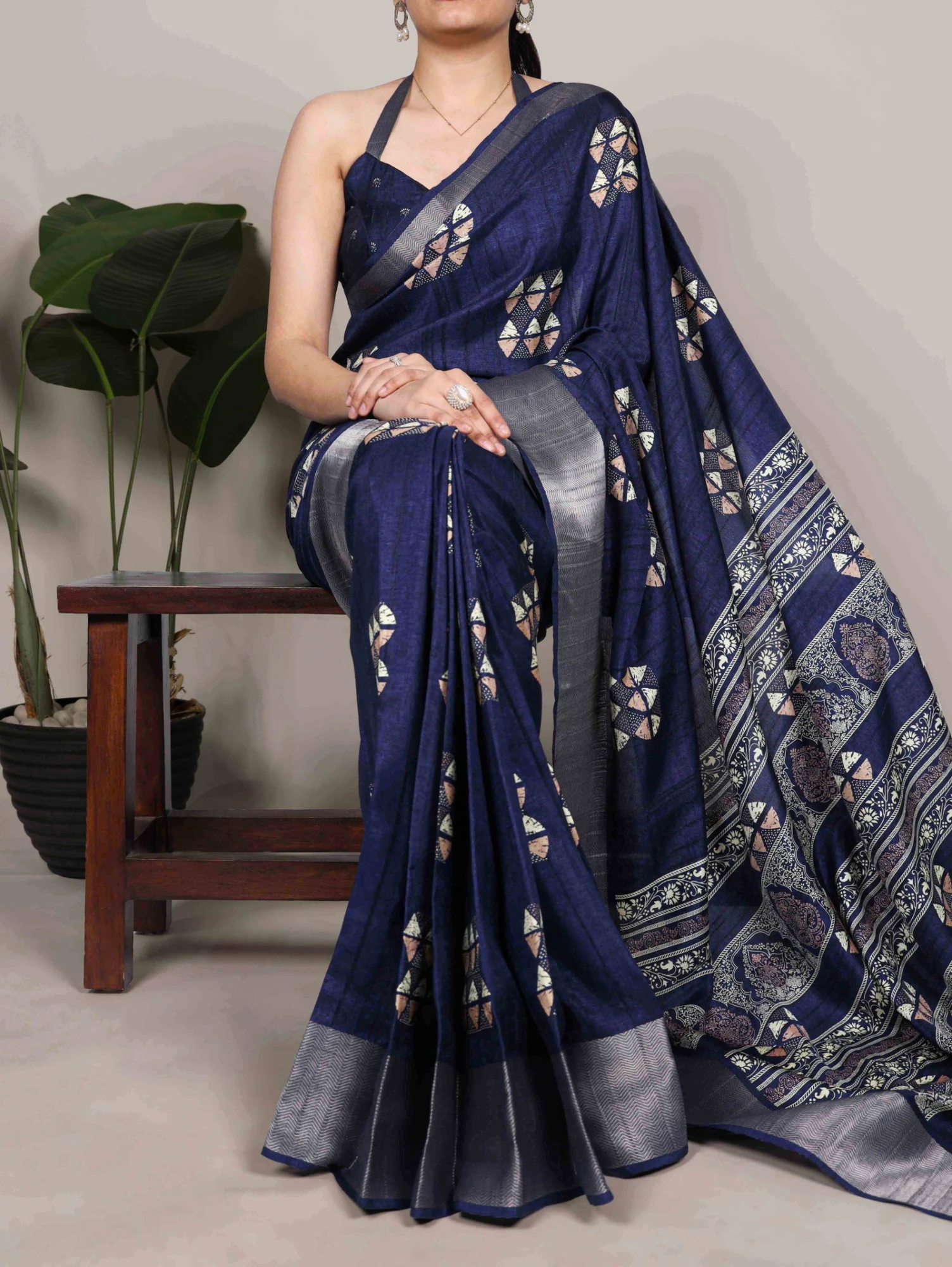 Taraa L 7212 Slub Silk Printed Saree Collection