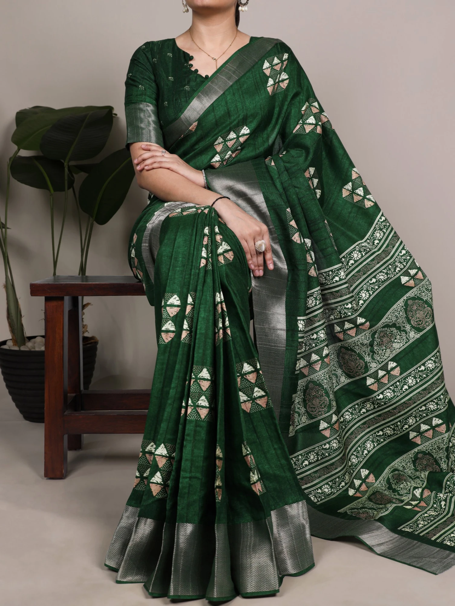 Taraa L 7212 Slub Silk Printed Saree Collection