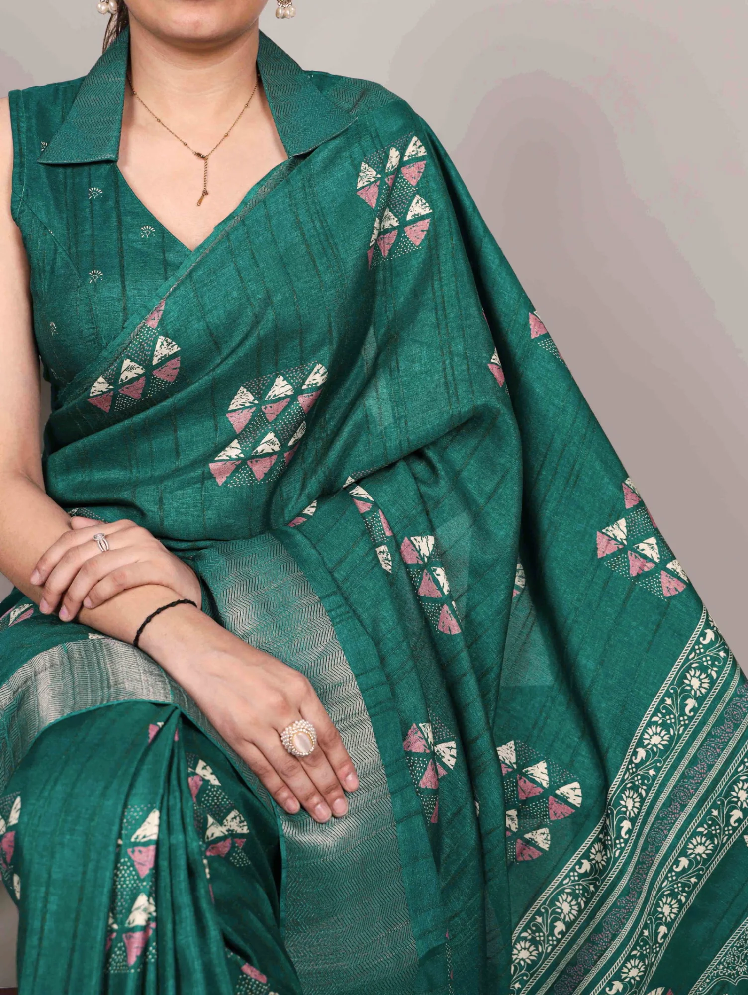 Taraa L 7212 Slub Silk Printed Saree Collection