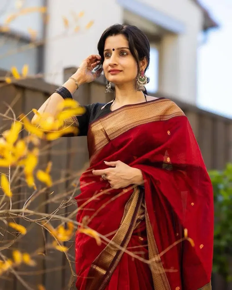 Soft Silk 5060 Linen Slub Weaving Saree Collection