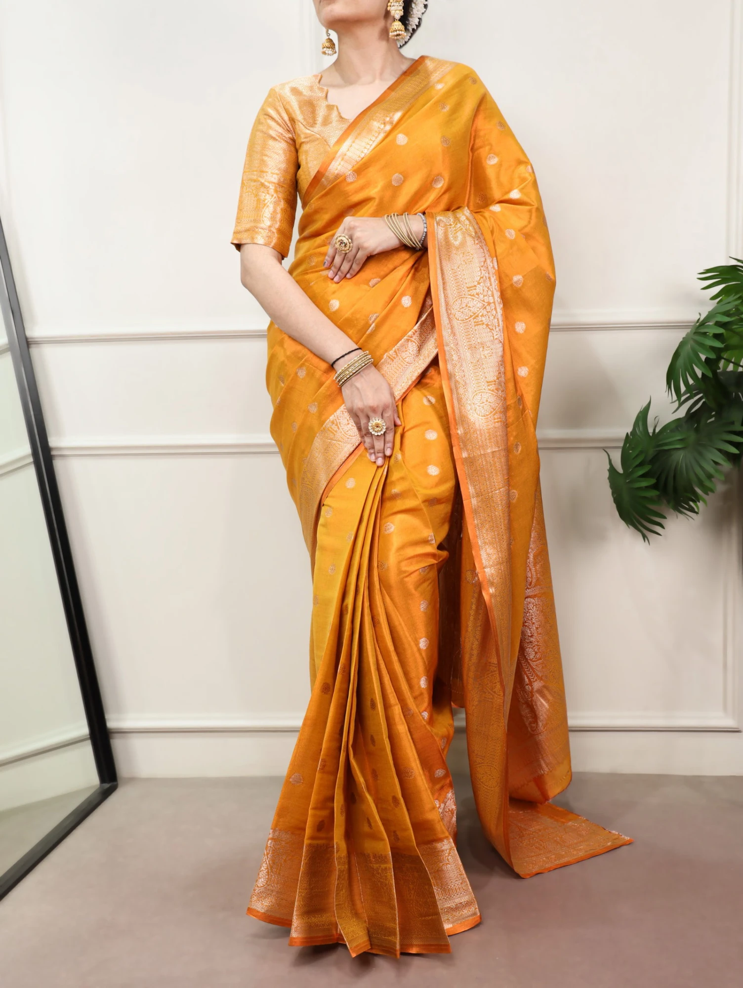 Taraa L 8003 Kasavu Zari Weaving Traditional Saree Collection