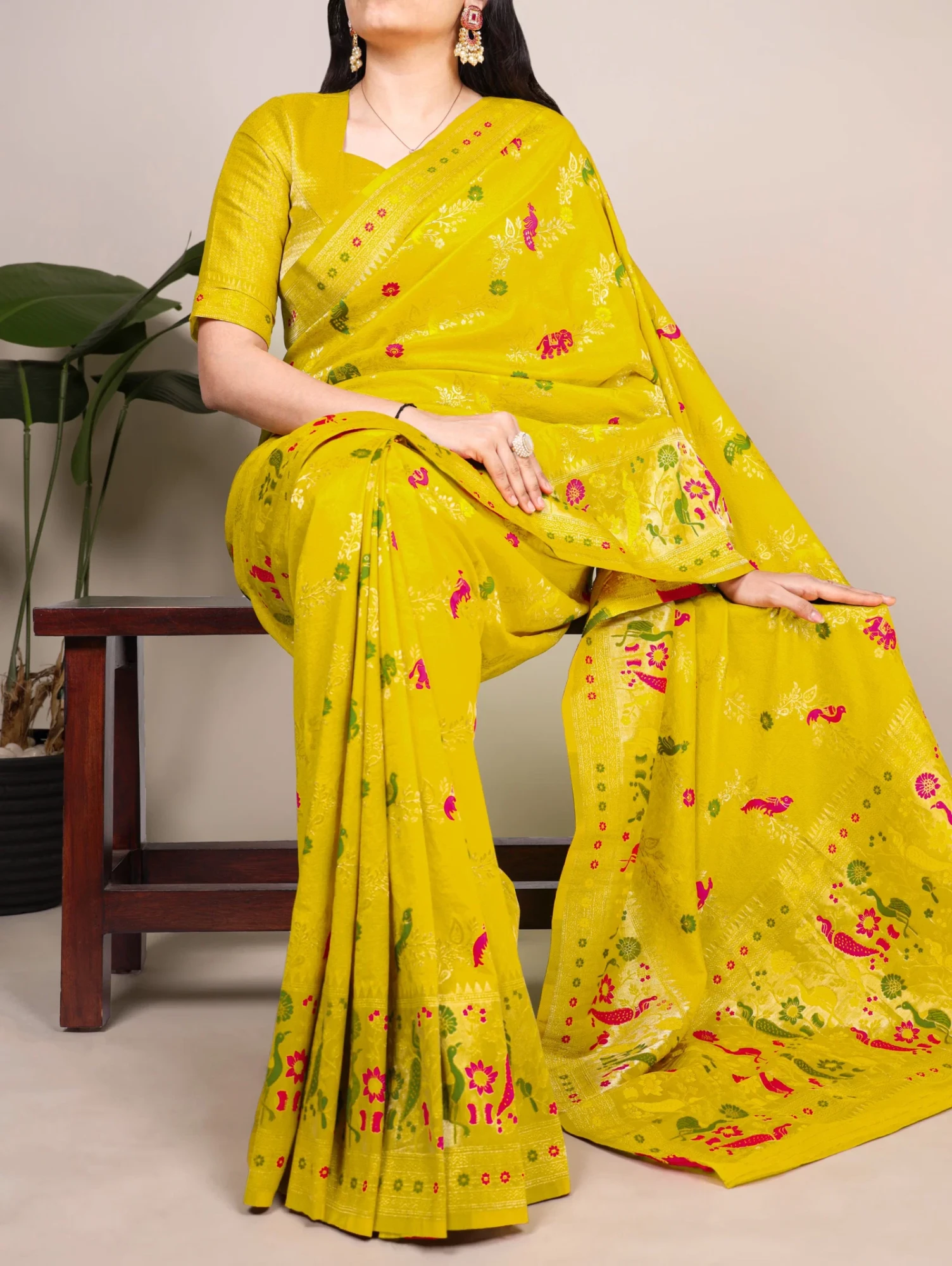 Taraa L 7907 Naylon Weaving Work Saree Collection